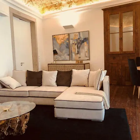 Living Chiado By Friendly Moments *